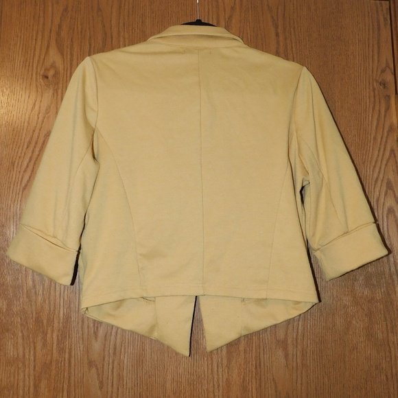 Yellow/Mustard Jacket - Picture 4 of 5